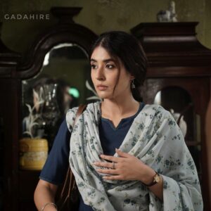 Kritika Kamra Instagram - I never feel my character on the first day of shoot. No amount of prep or thinking helps. When I sit in the makeup chair on Day 1, I feel like an imposter. It’s the people around who believe I am that name on the door of the vanity van. 

With Habiba, it was no different. Armed with a brilliant arc thanks to @rensildsilva @filmwaalasam @chaitanya.chopra and the right words and rhythm gifted by @abbasdalal @hussain.dalal , I arrived on set with gratitude towards @castingbay knowing very well, I wasn’t her yet. It’s the conviction and talent of a great team that sails you through. Things you do everyday become a ritual and somewhere along the way you become the person. 
It was the right amout of kajal that @sama.rajan put in my eyes everyday while gently enquiring about scenes we were going to shoot; @ray_han_san patiently braiding my hair while making sure the music he played was always as per my mood or nerves; the big & small nose pins and mismatched dupattas  @zeebamiraie @prachi_dhamnaskar dressed me in that made me look like a person and clothes not costume. 
@nitinvgaikwad gave me my room, us our home.. heck, he gave us a city! @johnschmidtdp lensed us and our world in ways we could’ve never imagined. @sejaldeshpande set goals of grit and fearlessness in real life. 

And @shujaatsaudagar .

@shujaatsaudagar right from the first reading called me Habiba with belief I didn’t have and in that short amount of time, nobody else could’ve had. He put his trust in me and his heart and soul into his work every single day. He made me believe.. in me, in this world. After all, #BambaiMeriJaan is his world, we’re just fortunate to live in it.
Somewhere along this journey I started feeling my character’s pulse. And on the last day, I cried. It’s strange to miss someone like her but I did.. for quite a while, because I had only just found Habiba. 

Pictures - 

1. Cover page; album : Habiba 
2. Final checks
3. Mood check 
4. An unforgettable night
5. Habiba’s room at Musafirkhana
6. Dara > skyline 
7. Family ❤️
8. The Master in the shadows 🪄 
9. A souvenir from set that now sits on my dresser 💝 

#makingof #habiba #bambaimerijaanonprime @primevideoin @excelmovies