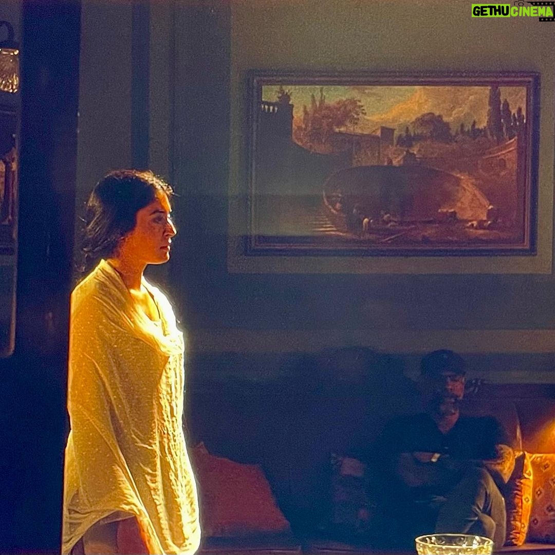 Kritika Kamra Instagram - I never feel my character on the first day of shoot. No amount of prep or thinking helps. When I sit in the makeup chair on Day 1, I feel like an imposter. It’s the people around who believe I am that name on the door of the vanity van. With Habiba, it was no different. Armed with a brilliant arc thanks to @rensildsilva @filmwaalasam @chaitanya.chopra and the right words and rhythm gifted by @abbasdalal @hussain.dalal , I arrived on set with gratitude towards @castingbay knowing very well, I wasn’t her yet. It’s the conviction and talent of a great team that sails you through. Things you do everyday become a ritual and somewhere along the way you become the person. It was the right amout of kajal that @sama.rajan put in my eyes everyday while gently enquiring about scenes we were going to shoot; @ray_han_san patiently braiding my hair while making sure the music he played was always as per my mood or nerves; the big & small nose pins and mismatched dupattas @zeebamiraie @prachi_dhamnaskar dressed me in that made me look like a person and clothes not costume. @nitinvgaikwad gave me my room, us our home.. heck, he gave us a city! @johnschmidtdp lensed us and our world in ways we could’ve never imagined. @sejaldeshpande set goals of grit and fearlessness in real life. And @shujaatsaudagar . @shujaatsaudagar right from the first reading called me Habiba with belief I didn’t have and in that short amount of time, nobody else could’ve had. He put his trust in me and his heart and soul into his work every single day. He made me believe.. in me, in this world. After all, #BambaiMeriJaan is his world, we’re just fortunate to live in it. Somewhere along this journey I started feeling my character’s pulse. And on the last day, I cried. It’s strange to miss someone like her but I did.. for quite a while, because I had only just found Habiba. Pictures - 1. Cover page; album : Habiba 2. Final checks 3. Mood check 4. An unforgettable night 5. Habiba’s room at Musafirkhana 6. Dara > skyline 7. Family ❤️ 8. The Master in the shadows 🪄 9. A souvenir from set that now sits on my dresser 💝 #makingof #habiba #bambaimerijaanonprime @primevideoin @excelmovies