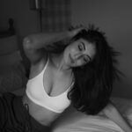 Kritika Kamra Instagram - 💌 as precious as sunrays on mostly grey days ⛅️