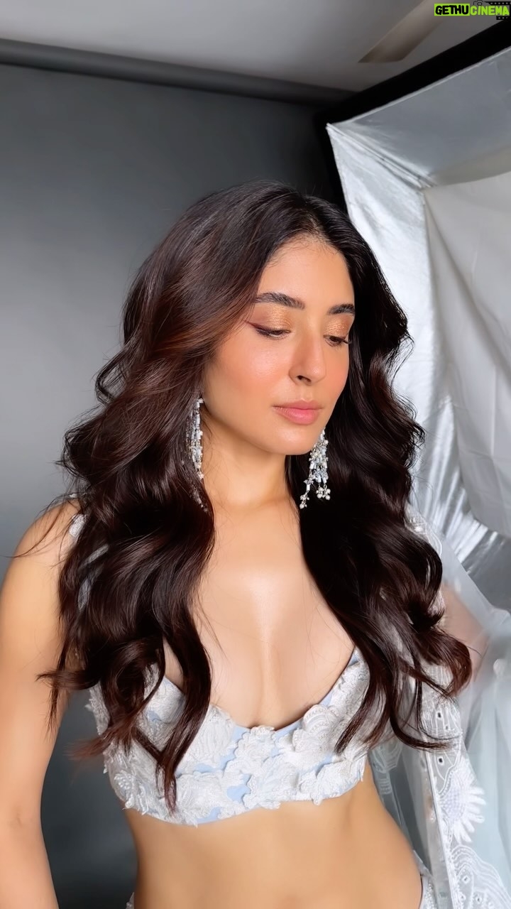 Kritika Kamra Instagram - Fataka ready to burst @kkamra #fav 💥✨❣️ @kimberlyychu @styledbyzainabb @venurasuri #instagram #photooftheday #nofilter #igers #love #instagood #love #fashion #likeforlike #makeupartist #makeupoftheday #followme #wakeupandmakeup #makeupartistsworldwide #dressyourface #beautybasics #instabeauty #instamakeup #makeupaddict #makeupjunkie #makeuplover #selfie #instamood #nature #newreel #reelsinstagram #makeupreels #beautyreels #instapic #skincare Mumbai, Maharashtra