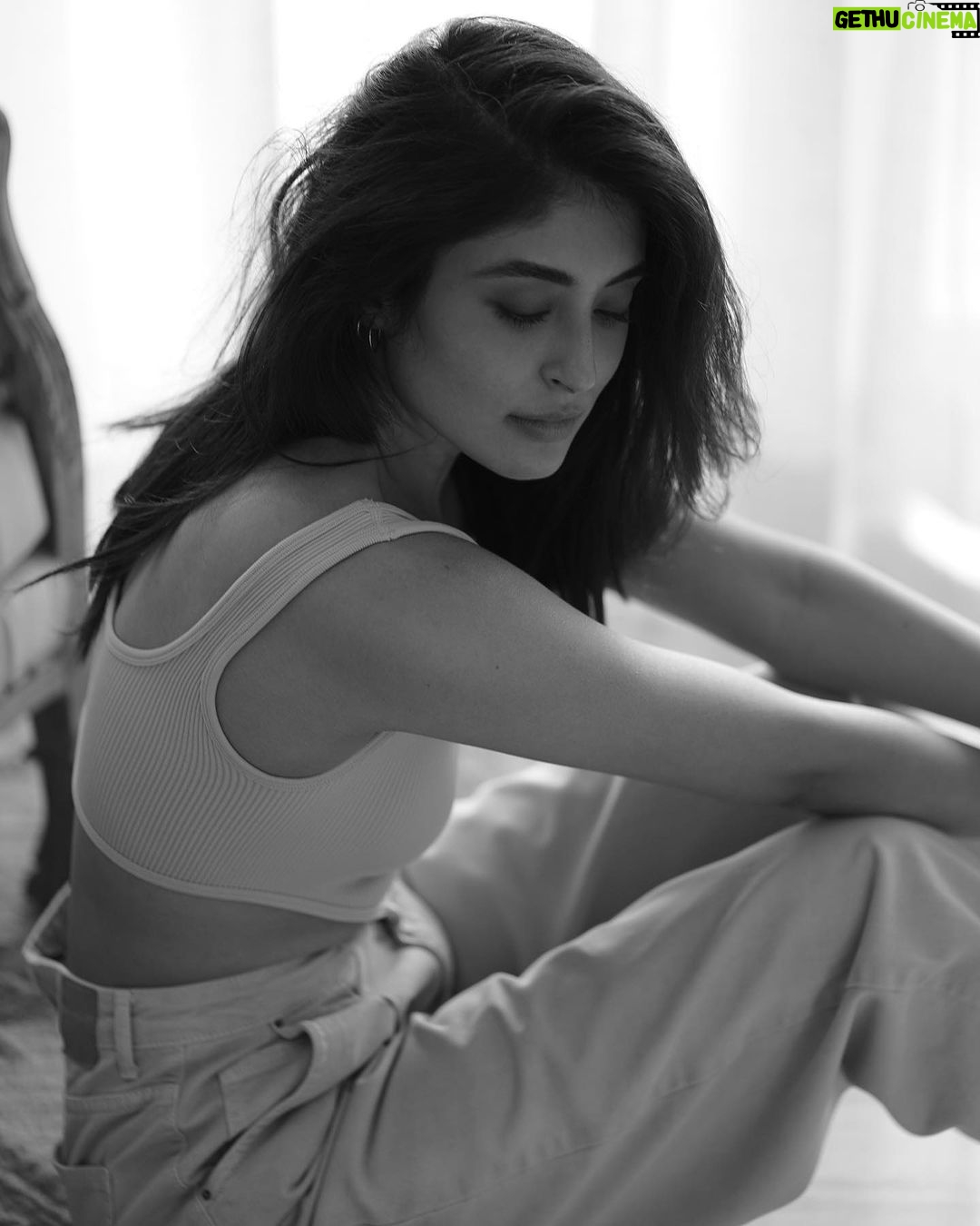 Kritika Kamra Instagram - Dolce far niente