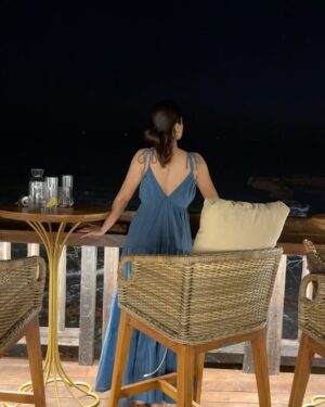 Kritika Kamra Instagram - 🌊🌌