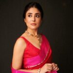 Kritika Kamra Instagram - In Maa’s favourite Chanderi saree of the season 💌 Wearing @cinnabar Jewellery @@preetimohanofficial @sanzanyjewels Styled by: @styledbyzainabb Styling assistant: @mannatbhallaa Makeup: @miimoglam Hair: @swapnilkashid_ 📸 @kunalgupta91