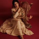 Kritika Kamra Instagram - 🌹 📸 @pehelaggarwal Stylist - @styledbyzainabb Assisted by - @mannatbhallaa Makeup - @taskeen_c Hair- @niyati_kothari Outfit- @archanajaju.in Jewellery- @sanzanyjewels @dipublicrelations Ring&anklet- @preetimohanofficial