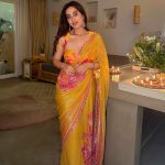 Kusha Kapila Instagram - may we all be the light we are looking for✨🧚‍♀️🌸 happy diwali, cuties. Adult me seems to be a little too obsessed with this festival… and emojis. wearing @archanashahofficial styled bh @ayeshaaminnigam