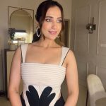 Kusha Kapila Instagram - mumbai mein thodhi thodhi thand toh hai abhi, manti hoon . . . Styled by @ayeshaaminnigam with @mehullsinglla 💄 @aashna_shah 🎀 @sanju_hairstylist Corset by @politesociety_official Jewels by @misho_designs Bag by @outhousejewellery Assisted by @vailanciaaa