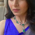 Kushee Ravi Instagram - (Not) soo obedient actor😝 . . Vc and Mua : @makeovers_by_shwethagowda Saree : @thenalme Blouse : @maayarangdesignstudio Jewels : @thespatika Editing : @appuappukr #dia #actress #actorslife #soulofdia #filmindustry #film