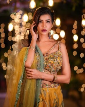 Lakshmi Manchu Instagram - Serving more looks from Diwali 🪔 love & light💖