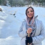 Lara Dutta Instagram - Iss Maa-beti ki muskurahat ke peeche kya dard chipa hai?? #Wilayat #Wasima Charlie Chopra and The Mystery Of Solang Valley, streaming now, only on Sony LIV. Get ready to be on the edge of your seats because this murder mystery has it all! A chilling murder, stirring secrets, multiple suspects, and one Detective who will put an end to the biggest question yet - Who killed Brig. Rawat? Directed by @vishalrbhardwaj in association with #TuskTaleFilms, starring @wamiqagabbi @priyanshupainyuli @Neena_Gupta @naseeruddin49 #RatnaPathakShah @GulshanGrover @LaraBhupathi @iamroysanyal @Paoli_Dam @imaadshahmadboy @thesurrealvivaanshah @pulkitmakol @priti.shahani @saugatam @sonylivinternational #CharlieChopra #CharlieChopraOnSonyLIV
