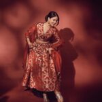 Lavanya Tripathi Instagram - Diwali ka pataka kinda vibe 🎆 Styled by - @ashwin_ash1 & @hassankhan_3 Outfit - @raw_mango Jewelry- @vegasri_goldanddiamonds Footwear- @aprajitatoorofficial Shot by - @ishan.n.giri @theperfecttoast.in