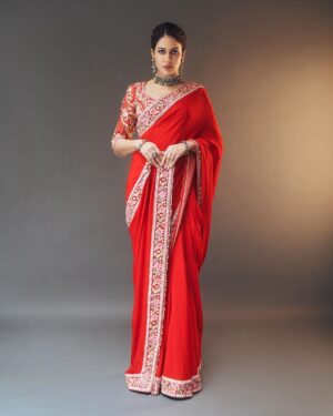 Lavanya Tripathi Instagram - There is a shade of red for every woman..
.
.

▫️Styled by:
@ashwin_ash1 & @hassankhan_3 

▫️Saree - @taruntahiliani 

▫️Jewellery @vegasri_goldanddiamonds 

▫️Shot by - @ishan.n.giri
