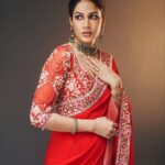 Lavanya Tripathi Instagram - Ye lal rang… ♥️ . . . ▫️Styled by: @ashwin_ash1 & @hassankhan_3 ▫️Saree - @taruntahiliani ▫️Jewellery @vegasri_goldanddiamonds ▫️Shot by - @ishan.n.giri