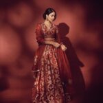 Lavanya Tripathi Instagram - Diwali ka pataka kinda vibe 🎆 Styled by - @ashwin_ash1 & @hassankhan_3 Outfit - @raw_mango Jewelry- @vegasri_goldanddiamonds Footwear- @aprajitatoorofficial Shot by - @ishan.n.giri @theperfecttoast.in