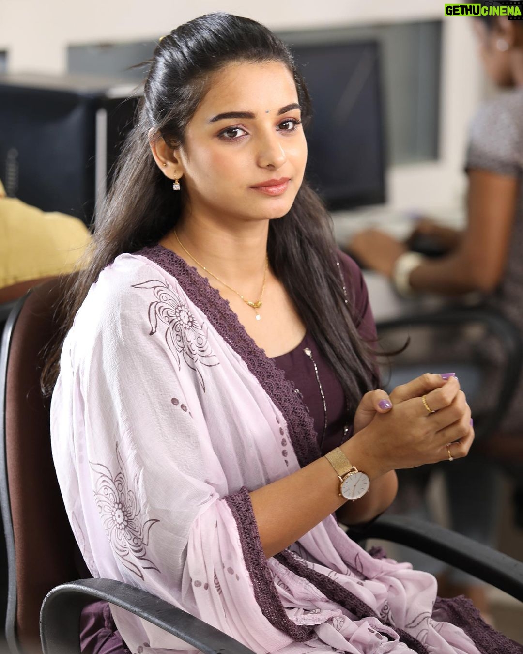 Lavanyaa - 103.3K Likes - என் நிபுணா…
#lavanya