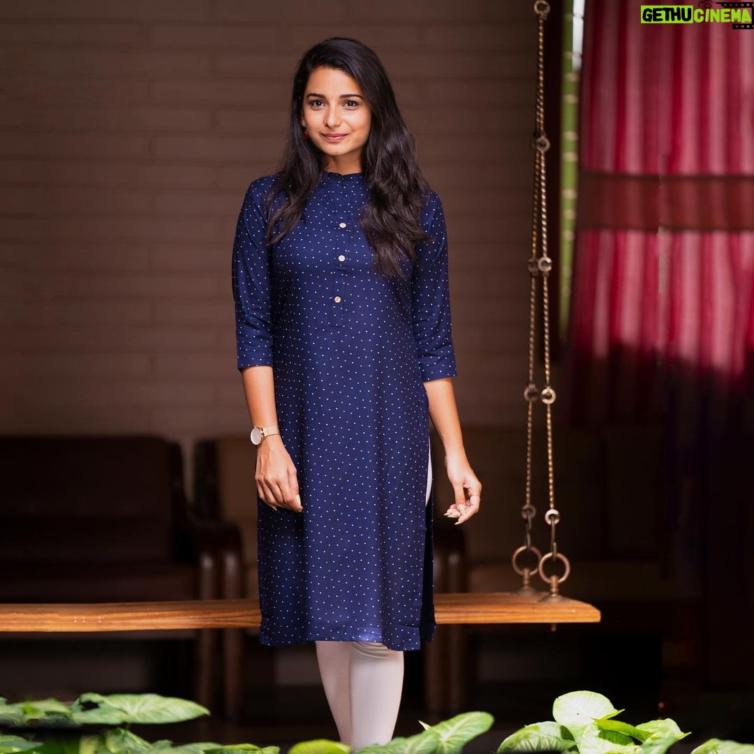 Lavanyaa Instagram - அன்பின் விழியில் எல்லாம் அழகே Outfit: @shrathyasattire PC : @kanyamedia #lavanya #tamil #tamilponnu #tamilcinema #tamilserial #tamilsongs #tamilstatus #tamilsong #tamilsonglyrics #reels #tamilreels #kollywood #vijaytv #vijaytelevision #pandianstores #mullai #sippikulmuthu #vani #chennai #kurthi #model #tamilmodel #influencer #home #naturelovers #kanya #freehair #hairstyles #lovetoday #ranjithame Nagercoil