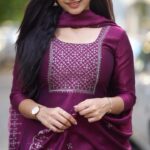 Lavanyaa Instagram - Oodha oodha oodha 💜 Outfit @sambhaviboutique Videography @kanyamedia #purple #chudi #oodha #video #videography #songs #candid #nature #style #outfit #post #reelsinstagram #reelsindia #reelstamil #tamilreels Chennai, India