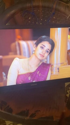 Lavanyaa Instagram - Mullai + glycerin

#mullai #crying #glycerin #pandianstores #serial #lifeofartist #sadsequence #singlesora #jinguradhadhanga
