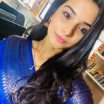 Lavanyaa Instagram - On request🧚🏻‍♀️ Thanks for all the love you guys have sent for Ramya’s saree look❤️ #saree #sareefashion #blue #golden #ramya #vmo #office #tgic #ramyavmo #aha #ahatamil #webseries #ott #love #instagood #instafashion #insta Chennai, India