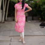 Lavanyaa Instagram - Being grateful for every single stage of life🤞🏻 Outfit @sambhaviboutique #gratefullness #great #life #stage #lifestyle #lifequotes #pink #chudi #ramya #vmo #office #instagood #instadaily #instamood Chennai, India