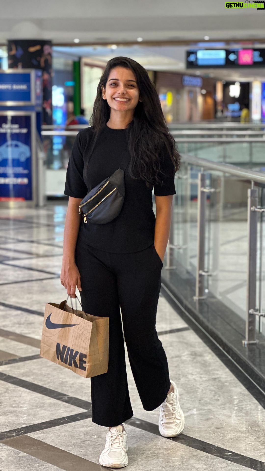 Lavanyaa - 139.8K Likes - Spoilers
@650_pilot
@mickey_babie05
VC @dr_sharmika
#happyme #black #blacklover