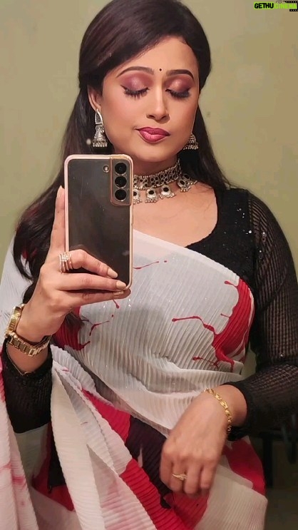 Lipi Mohapatra - 67.8K Likes - ❤️❤️❤️
.
.
#lipimohapatra #trending #Goodnight #instalike #instagram