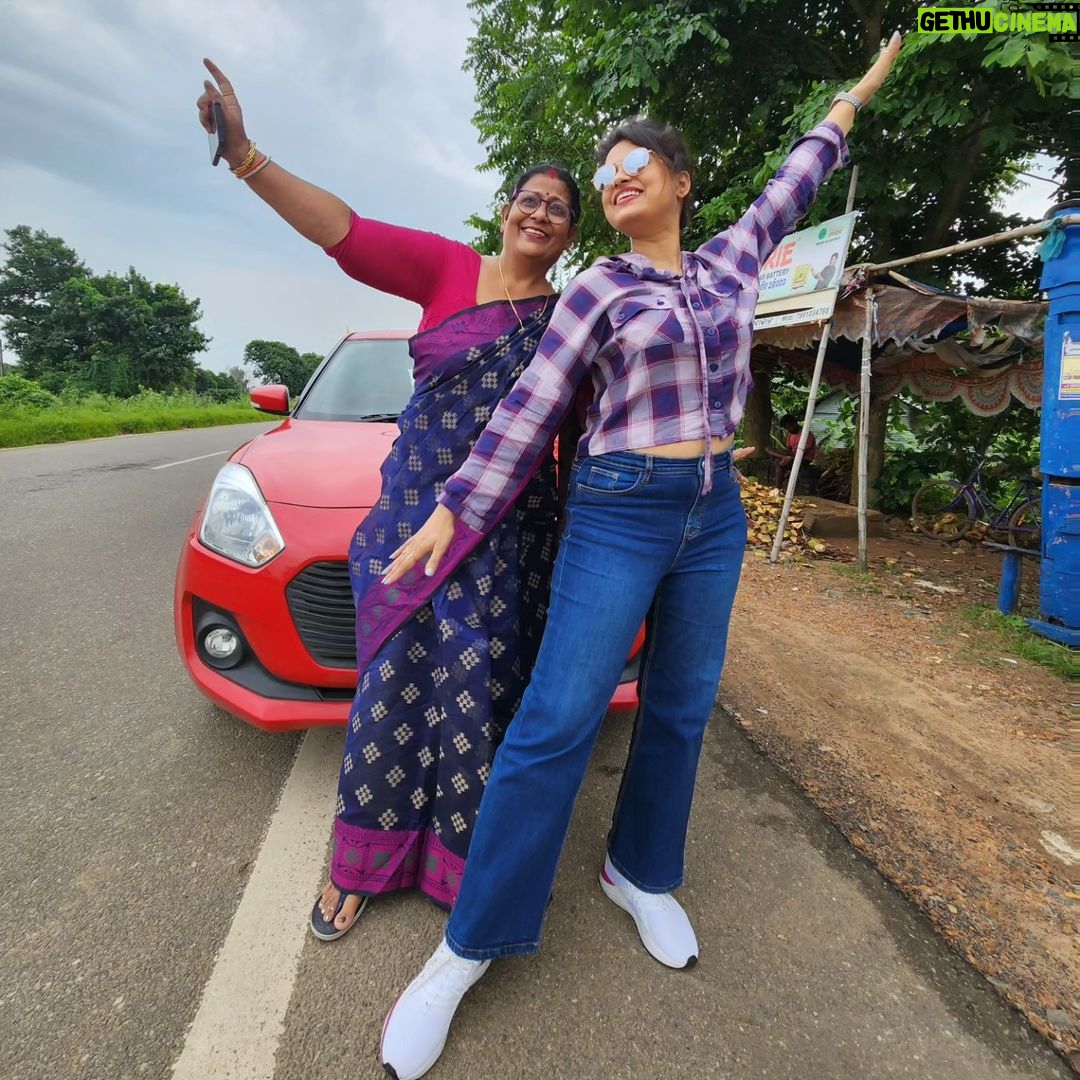 Lipi Mohapatra - 28.8K Likes - Happy birthday my beautiful MAA!❤️❤️❤️
#lipi #maa #birthday #birthdaygirl #lipimohapatra #CelebrationVibes #celebration #love #mylife #myworld #mystrength #godblessyou