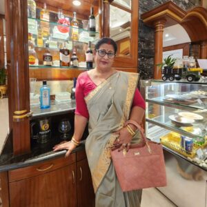 Lipi Mohapatra Instagram - Happy birthday my beautiful MAA!❤️❤️❤️
#lipi #maa #birthday #birthdaygirl #lipimohapatra #CelebrationVibes #celebration #love #mylife #myworld #mystrength #godblessyou