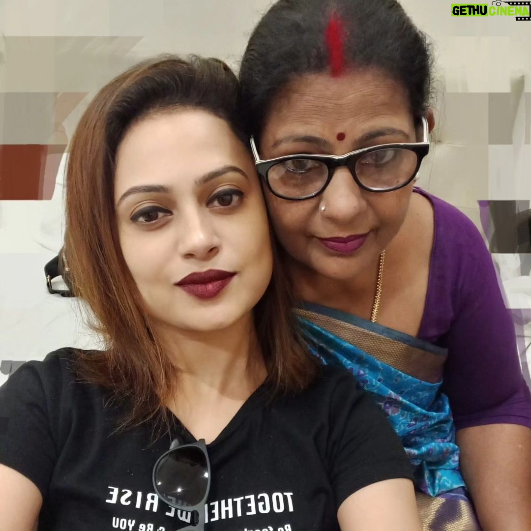 Lipi Mohapatra - 28.8K Likes - Happy birthday my beautiful MAA!❤️❤️❤️
#lipi #maa #birthday #birthdaygirl #lipimohapatra #CelebrationVibes #celebration #love #mylife #myworld #mystrength #godblessyou