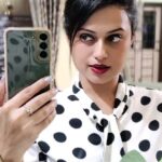Lipi Mohapatra Instagram – Akhiyon se goli maare 😉
.
.
#lipi #reelstime #lipimohapatra #rabinatandan #trending #viralreels #reeitfeelit #90s #reels #reelsindia #hindisongs #reelinstagram
