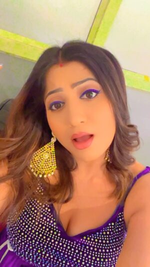 Lipsa Mishra Instagram - Free time re makeup re thile aiaaa kare😝
