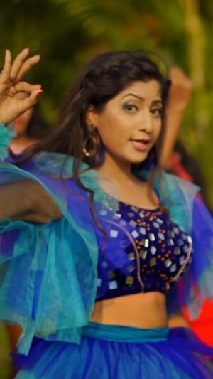 Lipsa Mishra Instagram - We Wish @aseema_panda a very Happy Birthday!!

O Balma 
.
.
@harihar_dash_official @lipssamishrra 
@tarique_aziz786 @sumit_dikshit 
@somio_r_ @editpintu
@naveen60601 @amaramuzik

#HappyBirthdayAseemaPanda
#HBDAseemaPanda #AseemaPanda
#odiaalbumsong #odiaalbum #odiasong #odiamuser #odialovers #odiareels
#lovesongs #peppysong  #dancesong 
#OBalma #AmaraMuzikOdia #AmaraMuzik