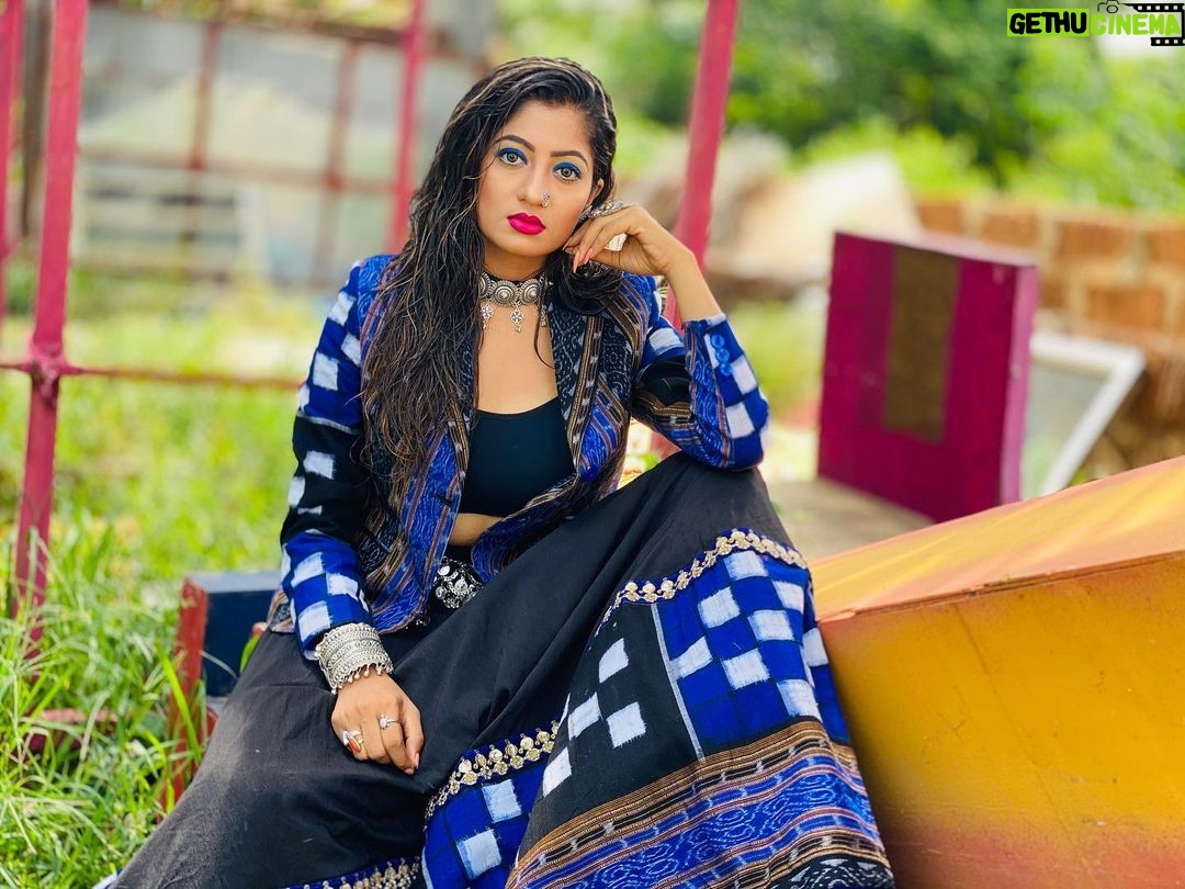 Lipsa Mishra Instagram - Love the way I am❤️