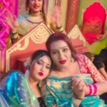 Lipsa Mishra Instagram - Many many happy returns of the day Happy Birthday to you @mohantysmita25 @lipssamishrra @zeenasamalpanigrahy @srikantgautamofficial