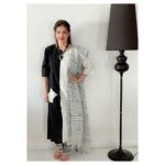 Loveleen Kaur Sasan Instagram - Crushing on this Outfit ✨ StyleAWhile X @perniaspopupshop @silkwavesindia Don’t miss the opportunity to get this beautiful comfy outfit from @silkwavesindia tomorrow at TAJ West End Bangalore Timings: 11am to 8pm ✨🤩 Paid Promotions