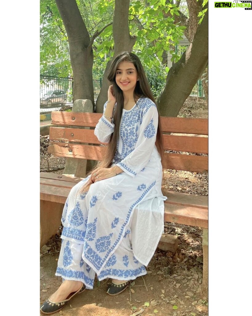 Loveleen Kaur Sasan Instagram - In my Comfort Attire ✨💕 Outfit: @zoam_chikankari ✨💕 Jutti: @tradition_meets_trends ✨💕