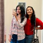 Maanasi G Kannan Instagram - You made the US trip memorable one to me akka!! Thank you for tolerating me for a week!!❤️ I never expected this connect with you 🥺 Will continue to torture you!!🥰😘 #usa🇺🇸 #trip #maanasi #priyankank