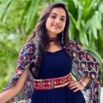 Maanasi G Kannan Instagram - Just loving this dress!💙 Pc : @sridharsena ❤️ Wearing : @vib_ecorner ❤️‍🔥 #maanasi #supersinger #outfit #ammathechadress #instapost