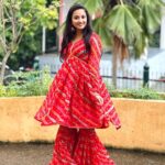 Maanasi G Kannan Instagram - #ammathechadress ❤️‍🔥 Wearing - @vib_ecorner PC - @bharathkrajeshofficial #maanasi #singer #performer #supersinger #seychelles #show #outfits