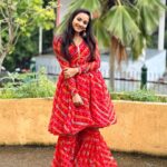 Maanasi G Kannan Instagram - #ammathechadress ❤️‍🔥 Wearing - @vib_ecorner PC - @bharathkrajeshofficial #maanasi #singer #performer #supersinger #seychelles #show #outfits