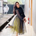 Maanasi G Kannan Instagram - Just flexing this outfit! 💚 PC : @mukundkrajesh._ ❤️ #maanasi #random #outfits #oosolriyaoooosolriya #show