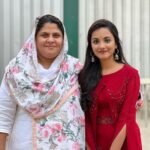 Maanasi G Kannan Instagram - Happiest Birthday to the one woman who inspires me in so many ways!!❤️ The amount of respect and love I have for you cannot be expressed through words mam! You’ve given me a lot of confidence and courage to face things in life. Whatever I am today is because of you mam!❤️ Loads and loads of happiness and love to you mam!💚🧿 @ravoofa.h.k
