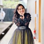 Maanasi G Kannan Instagram - Just flexing this outfit! 💚 PC : @mukundkrajesh._ ❤️ #maanasi #random #outfits #oosolriyaoooosolriya #show