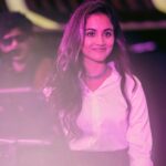 Maanasi G Kannan Instagram – Only smiless when on stage!!💚🧿

PC- @a.lens.man ❤️‍🔥

Ps- yes, I’m obsessed with my happiness on stage!🧿

#maanasi #maanasisupersinger #supersinger #singer #performer #stage #performance #happy #happiest #happyplace