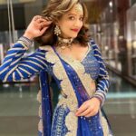 Madalsa Sharma Instagram - I blue your mind away I know🩵🧿 . . . . #mahaashtami #festive #Navratri2023 #navdinkikhushi
