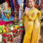 Madalsa Sharma Instagram - May The Divine Blessings Of Lord Ganesha Guide You on a Path Filled with Happiness and Success ✨✨ Ganpati Bappa Morya ❤️❤️ . . . . #ganpatibappamorya #lordganesha #madalsasharma #festive