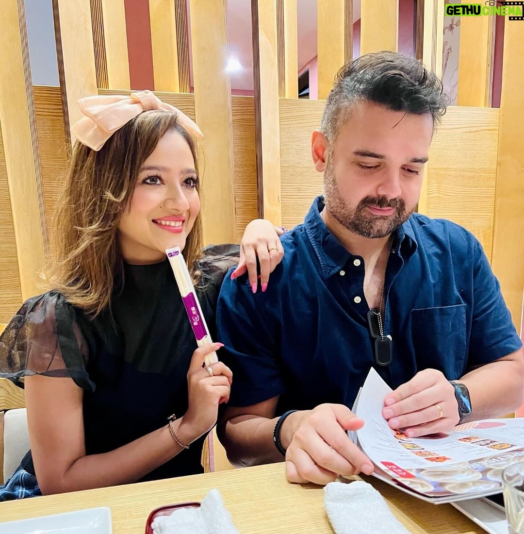 Madalsa Sharma Instagram - I’m so overwhelmed and honoured by all your beautiful greetings and wishes showered on my Birthday❤️❤️ Thank you everyone for all the love and affection🥰🥰 . . . . #birthday #grateful #family #instafam #gratitude #love
