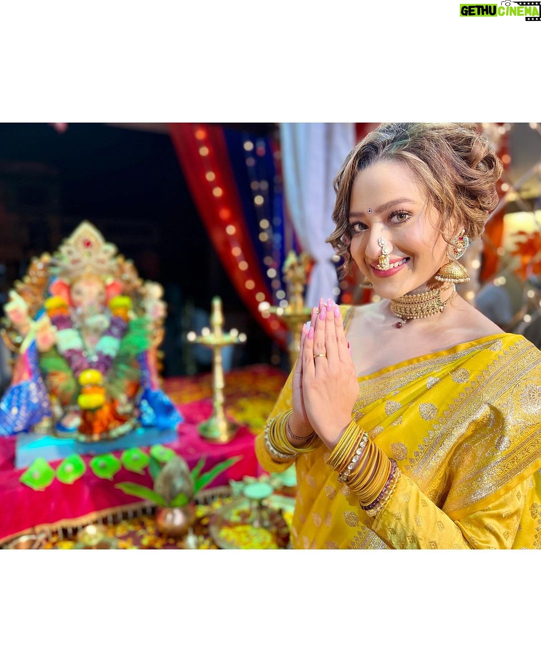 Madalsa Sharma - 132.8K Likes - May The Divine Blessings Of Lord Ganesha Guide You on a Path Filled with Happiness and Success ✨✨ Ganpati Bappa Morya ❤️❤️
.
.
.
.
#ganpatibappamorya #lordganesha #madalsasharma #festive