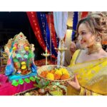 Madalsa Sharma Instagram - May The Divine Blessings Of Lord Ganesha Guide You on a Path Filled with Happiness and Success ✨✨ Ganpati Bappa Morya ❤️❤️ . . . . #ganpatibappamorya #lordganesha #madalsasharma #festive