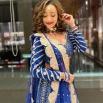 Madalsa Sharma Instagram - I blue your mind away I know🩵🧿 . . . . #mahaashtami #festive #Navratri2023 #navdinkikhushi