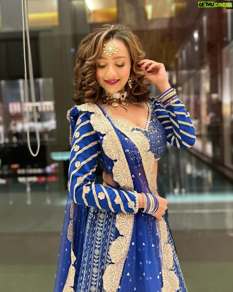 Madalsa Sharma Instagram - I blue your mind away I know🩵🧿 . . . . #mahaashtami #festive #Navratri2023 #navdinkikhushi